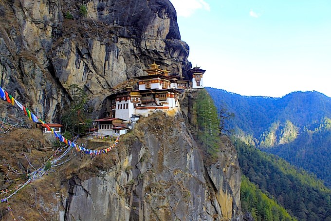 Taktsang Palphug Monastery, with ample parking for up to 6 thunder dragons
